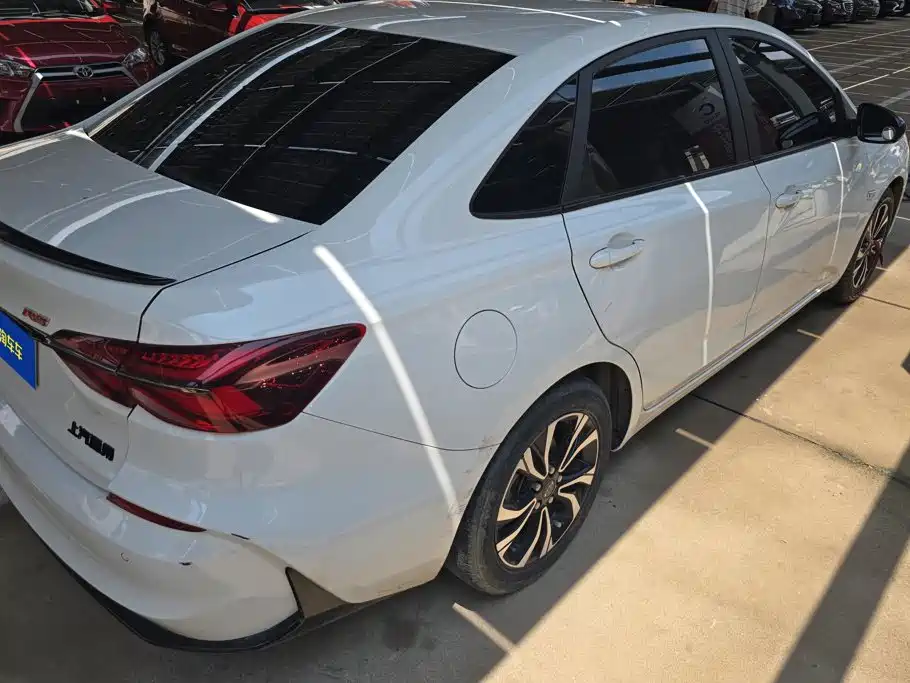 Chevrolet Cruze 2021