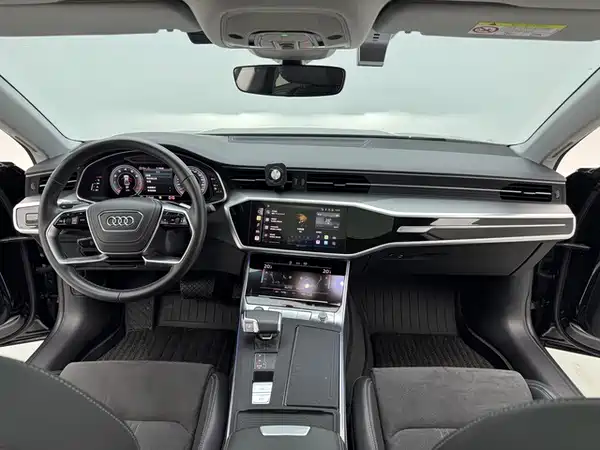Audi A7L 2024