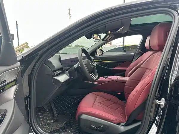 BMW 5 Series 2026