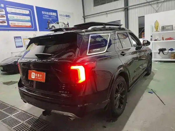 Ford Explorer 2021