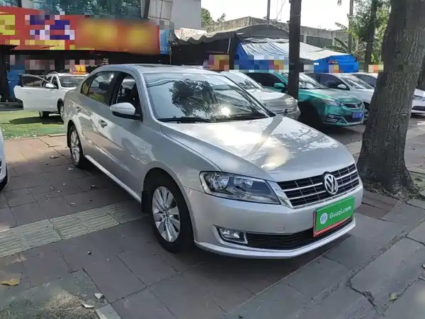 Volkswagen Lavida 2014