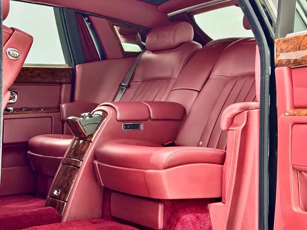 Rolls-Royce Phantom 2011 — фото 22