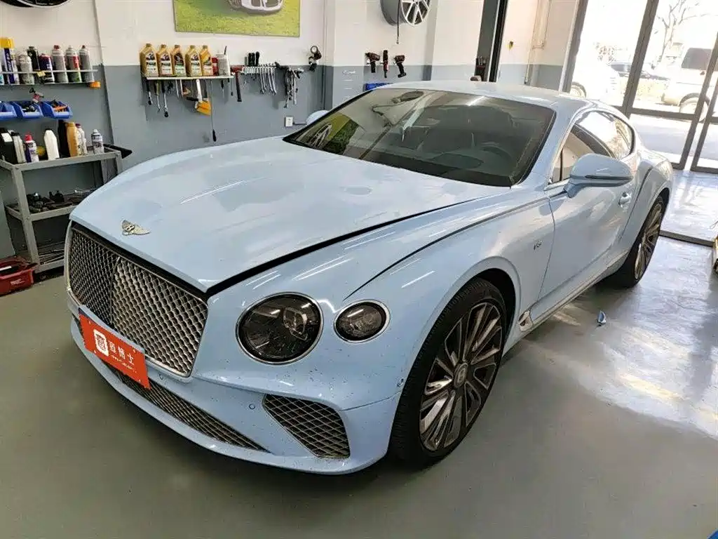 Bentley Continental 2021 — фото 1