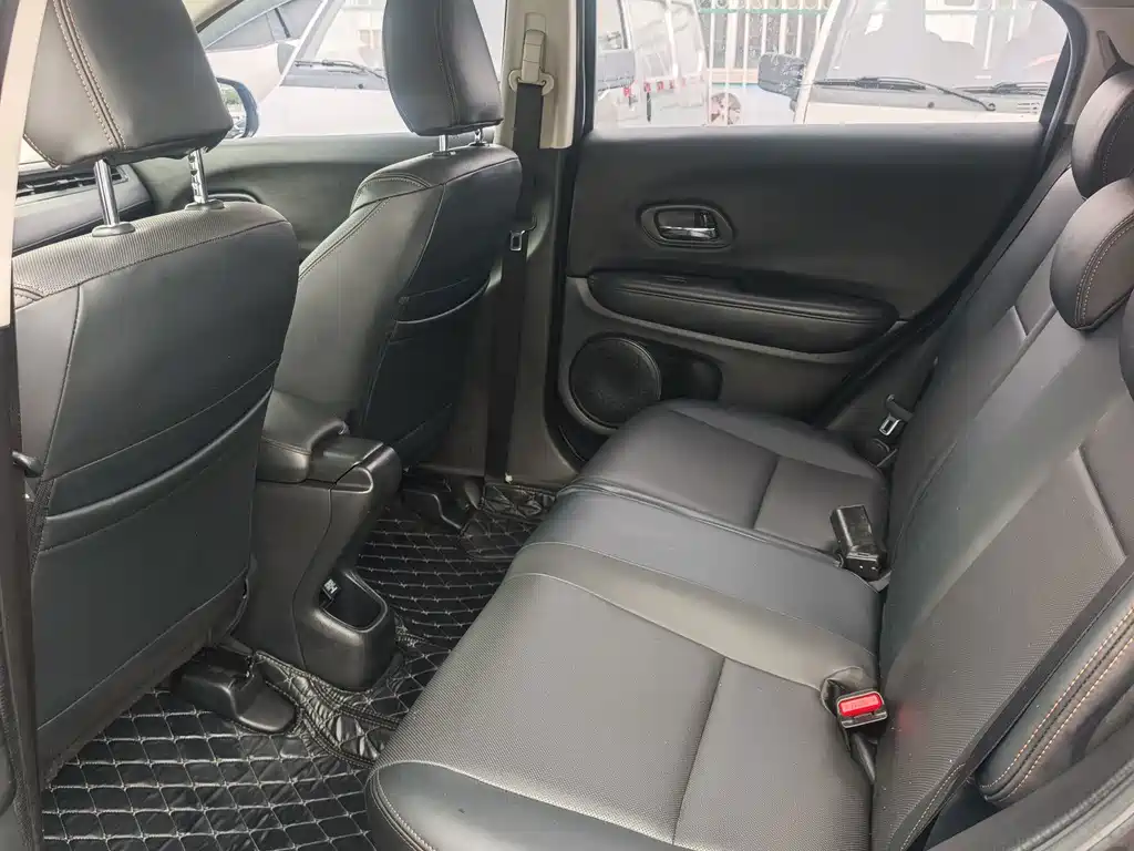 Honda Vezel 2015 — фото 10