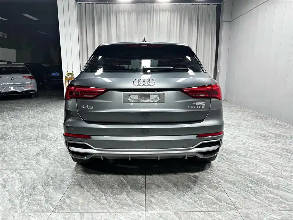Audi Q3 2022 — фото 5