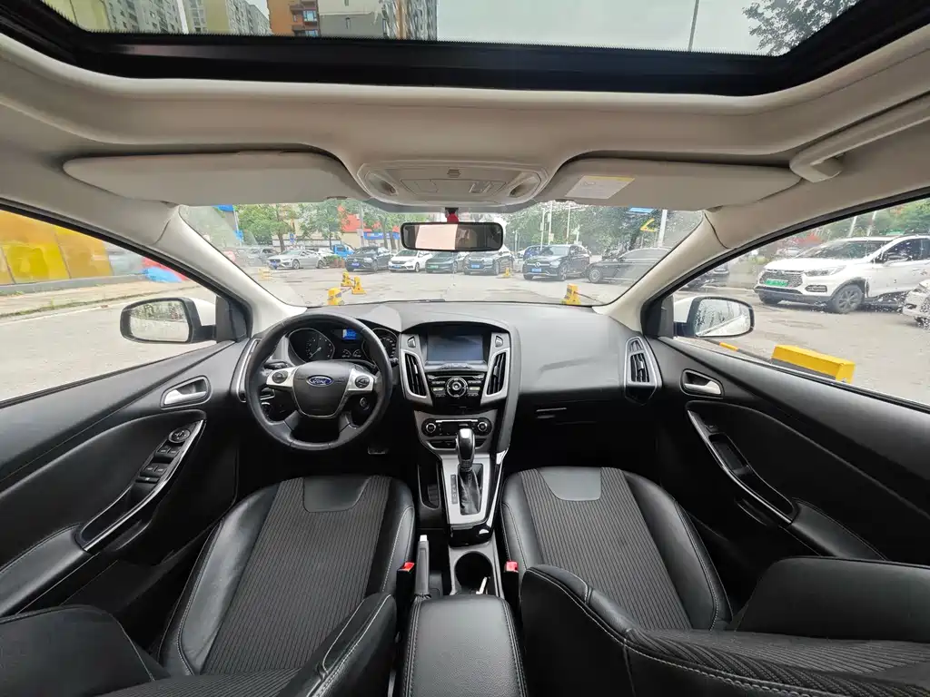 Ford Focus 2015