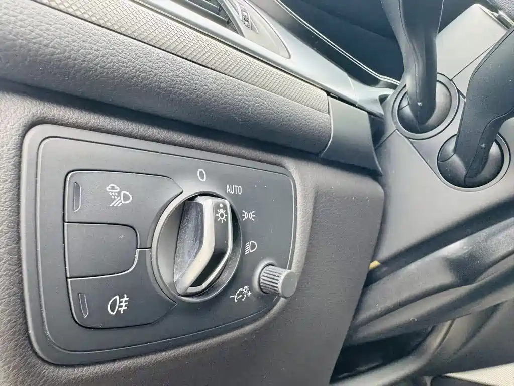 Audi A6L 2017 — фото 15