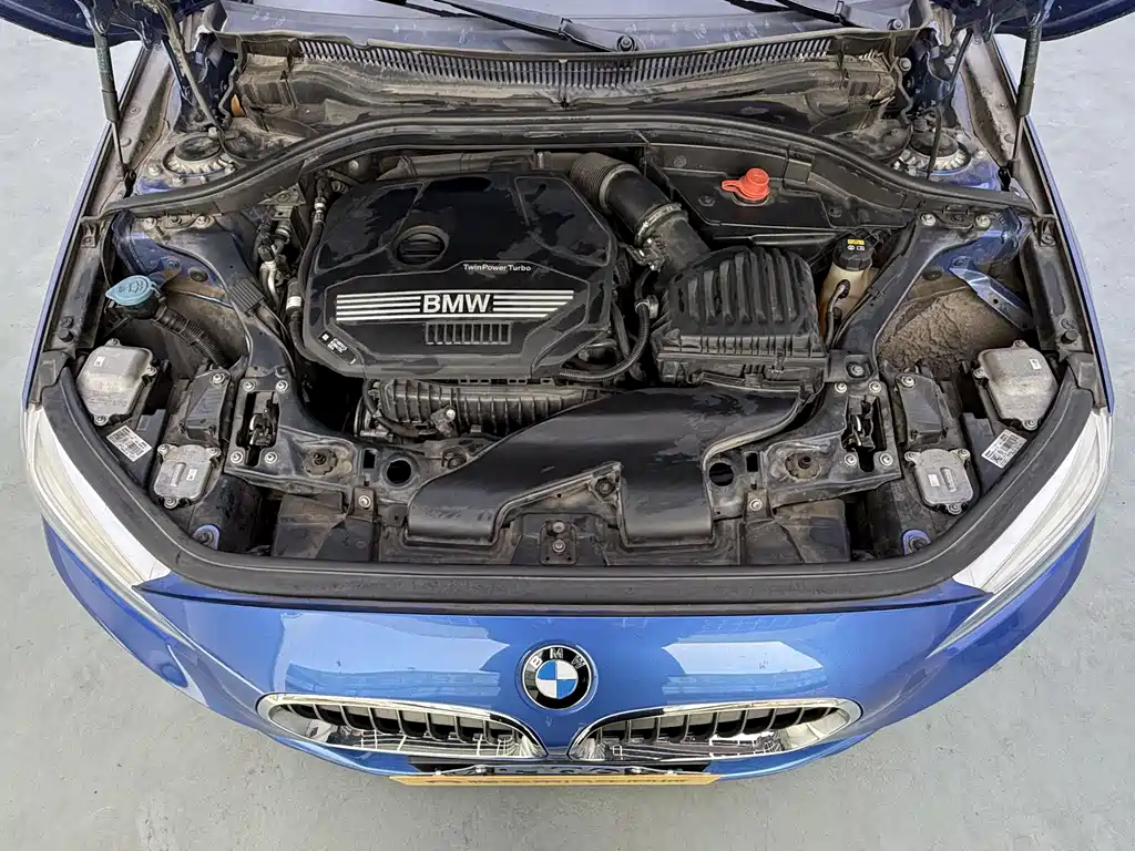 BMW 1 Series 2020 — фото 16