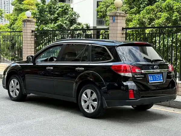 Subaru Outback 2010