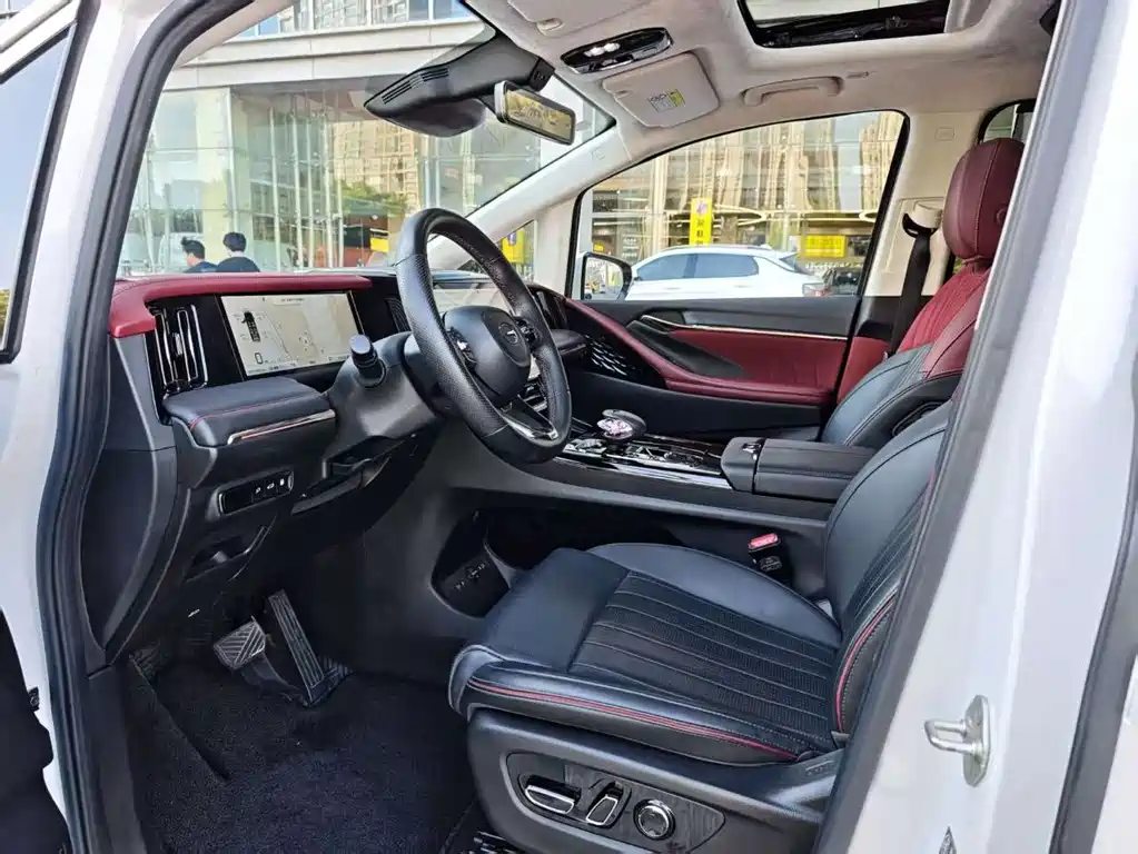 GAC Trumpchi E9 2023 — фото 13