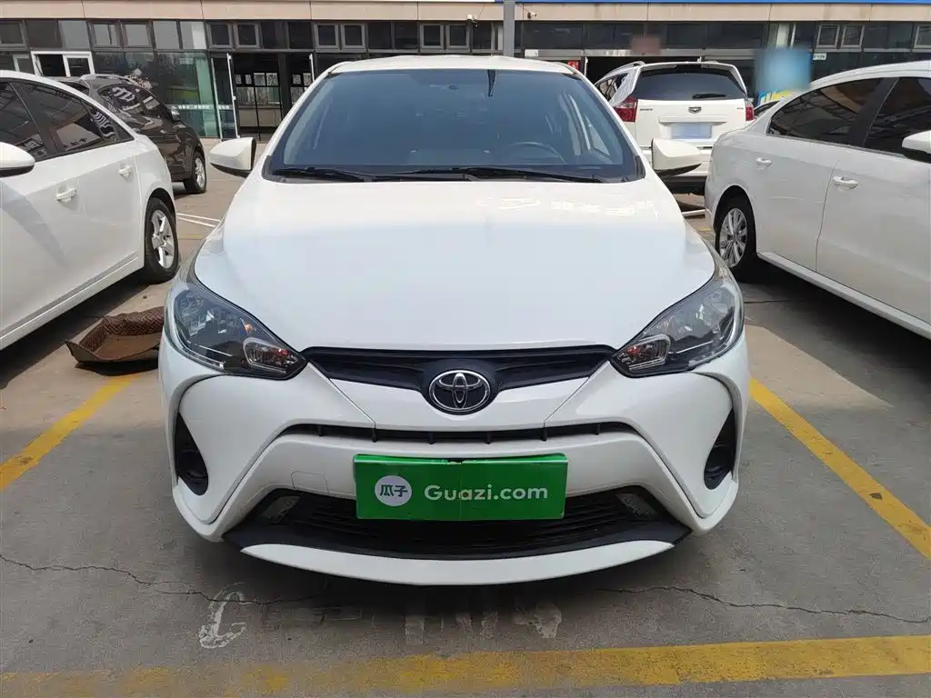 Toyota Yaris L 2019