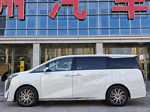 GAC Trumpchi E9 2023