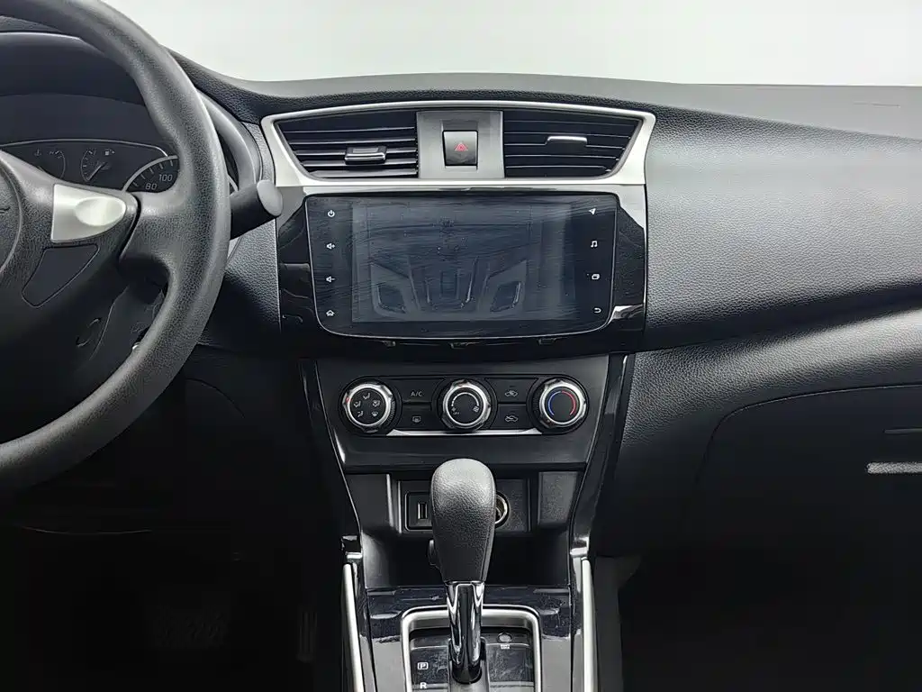 Nissan Sylphy 2024 — фото 12