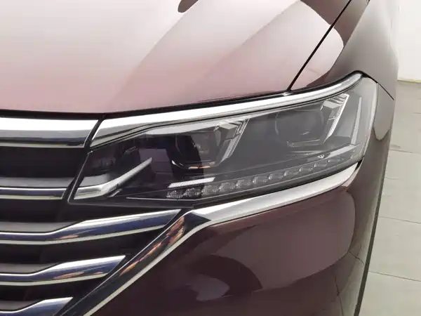 Volkswagen Viloran 2021