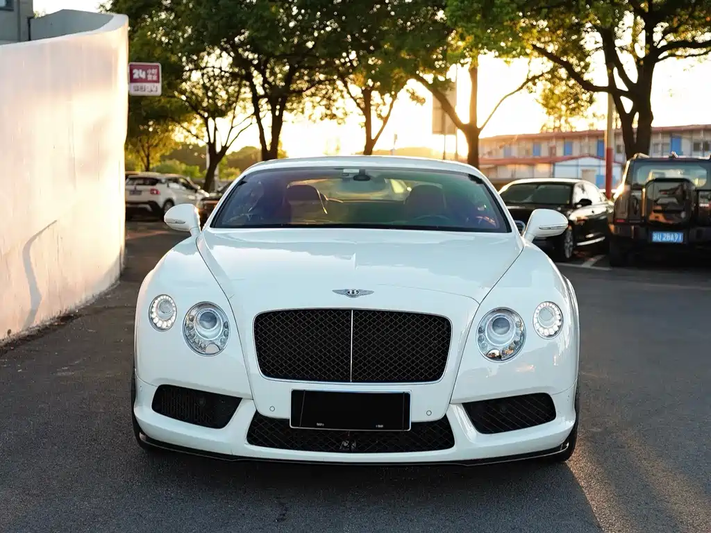 Bentley Continental 2015 — фото 3