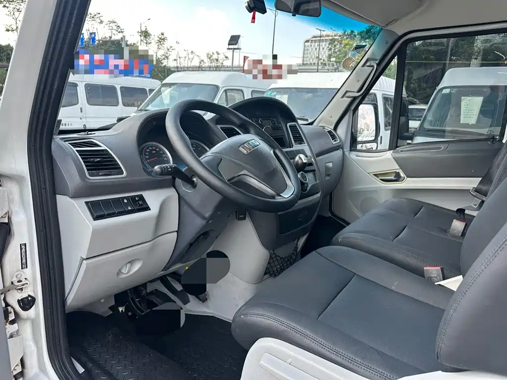 Iveco Bodhi 2018 — фото 5