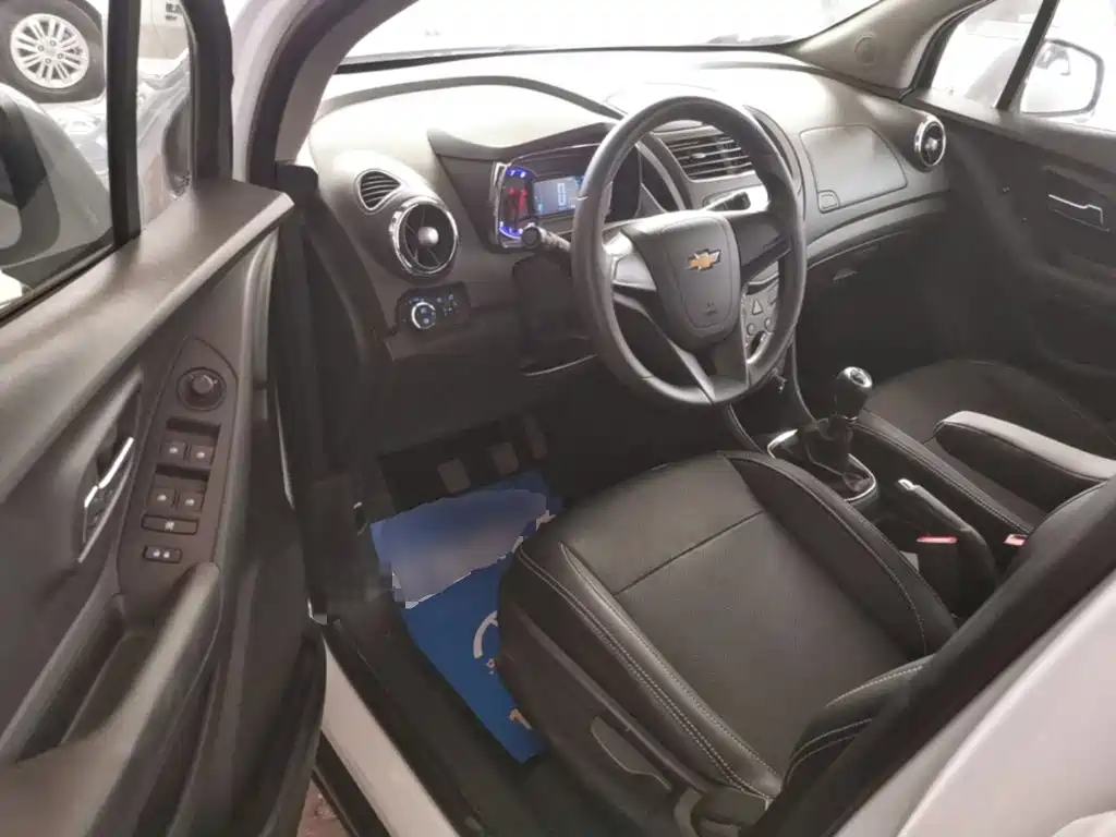 Chevrolet Trax 2016 — фото 16