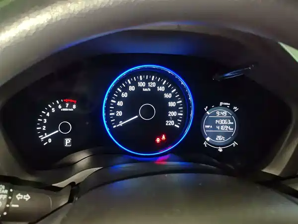Honda Vezel 2016