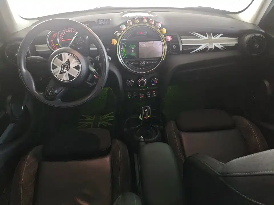 MINI MINI 2019