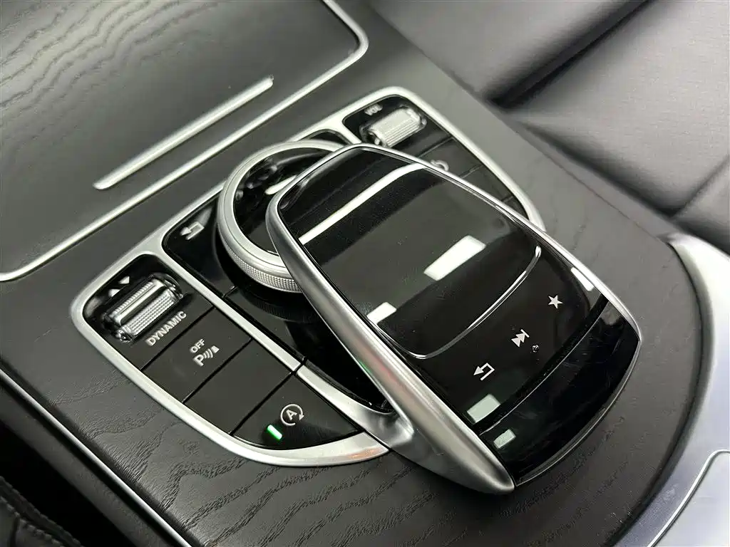 Mercedes-Benz C-Class 2017 — фото 14
