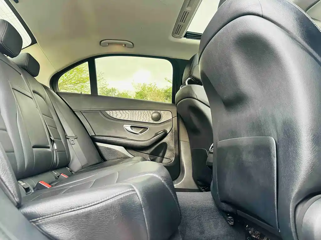 Mercedes-Benz C-Class 2016 — фото 14