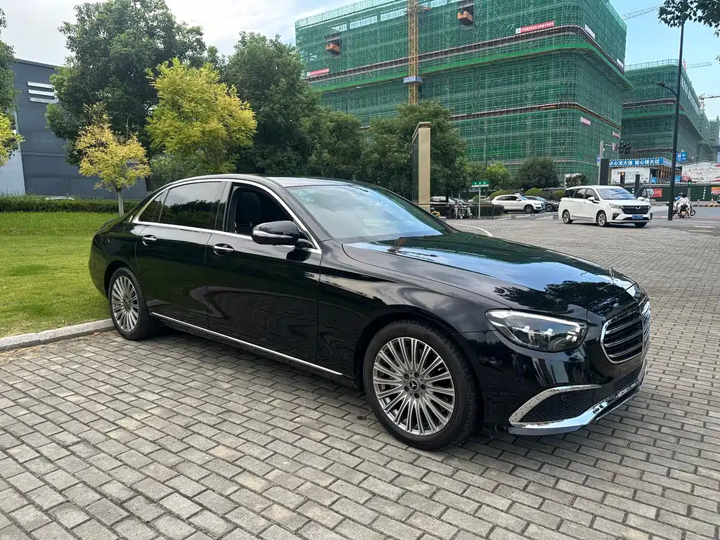 Mercedes-Benz E-Class 2018 — фото 3