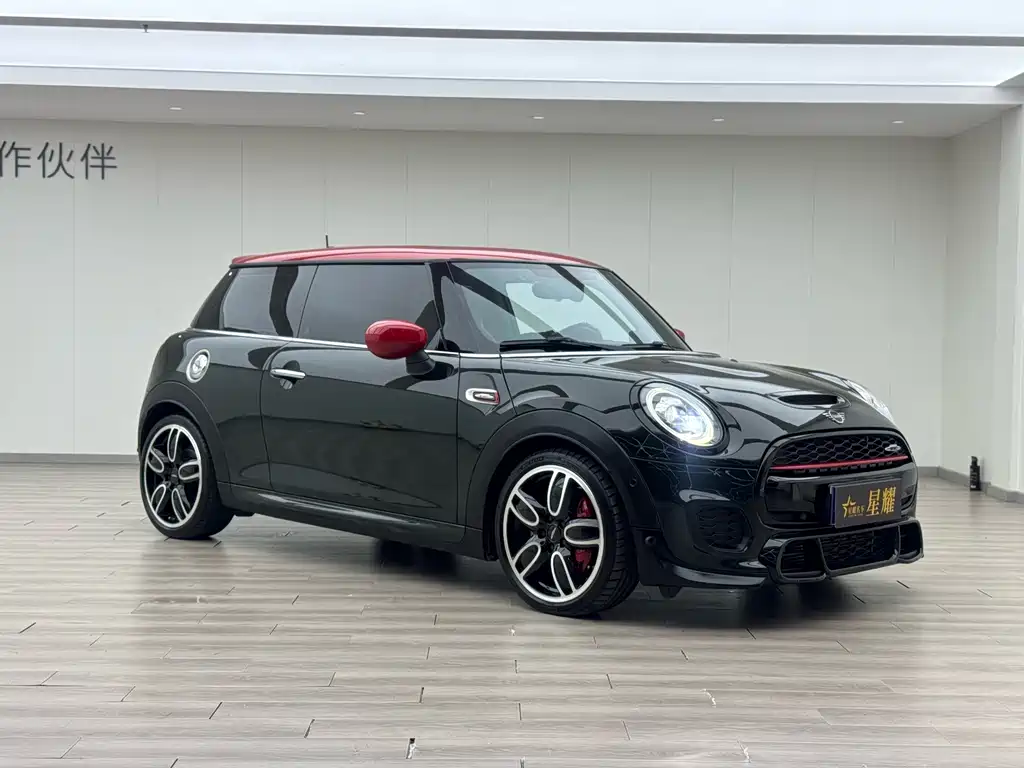 MINI JCW 2020 — фото 3