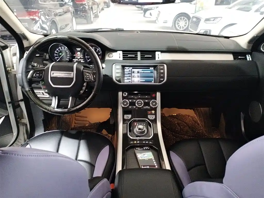 Land Rover Evoque 2016 — фото 10