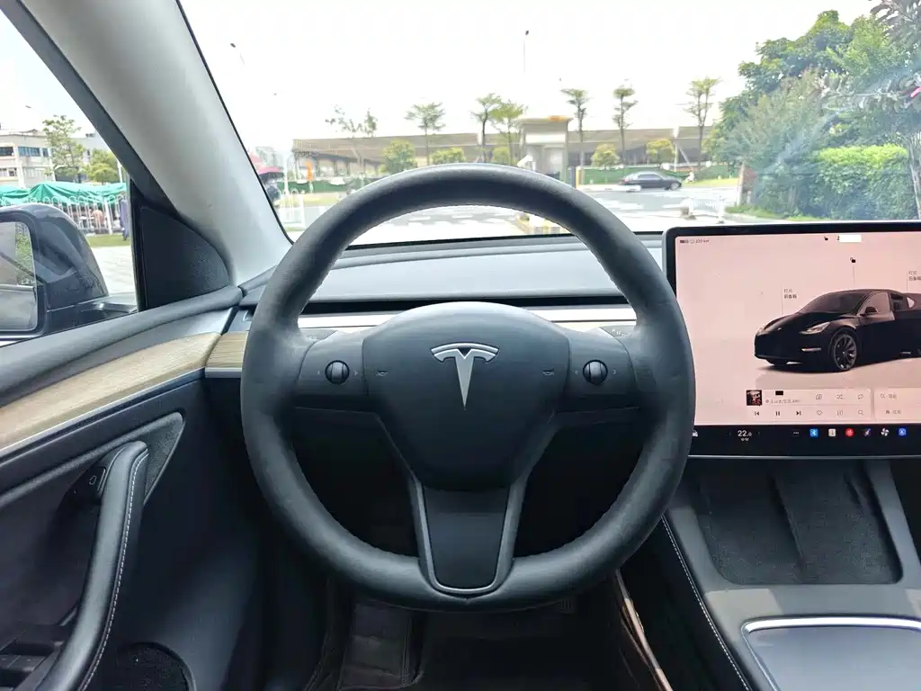 Tesla Model Y 2022 — фото 5