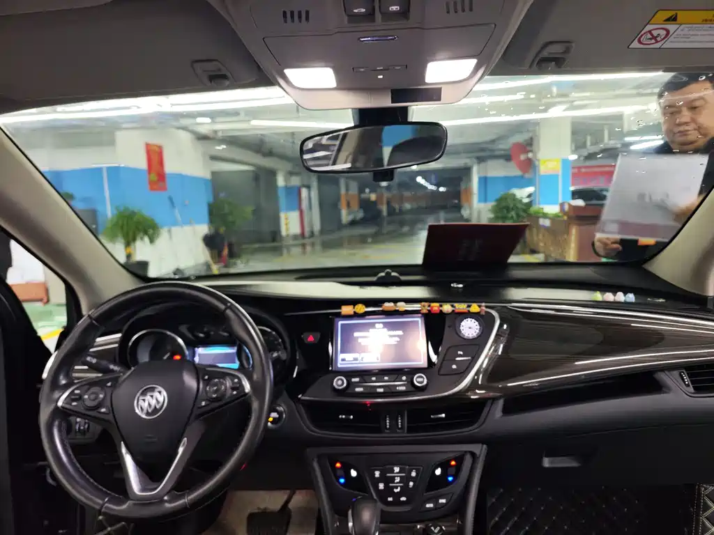 Buick Envision Plus 2018 — фото 15