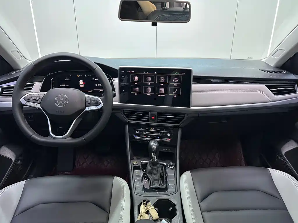 Volkswagen Bora 2022