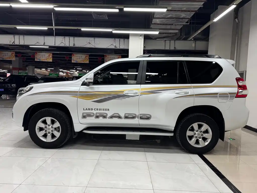 Toyota Prado 2016 — фото 4