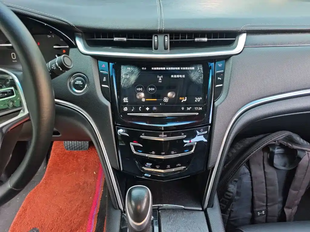 Cadillac XTS 2018 — фото 13