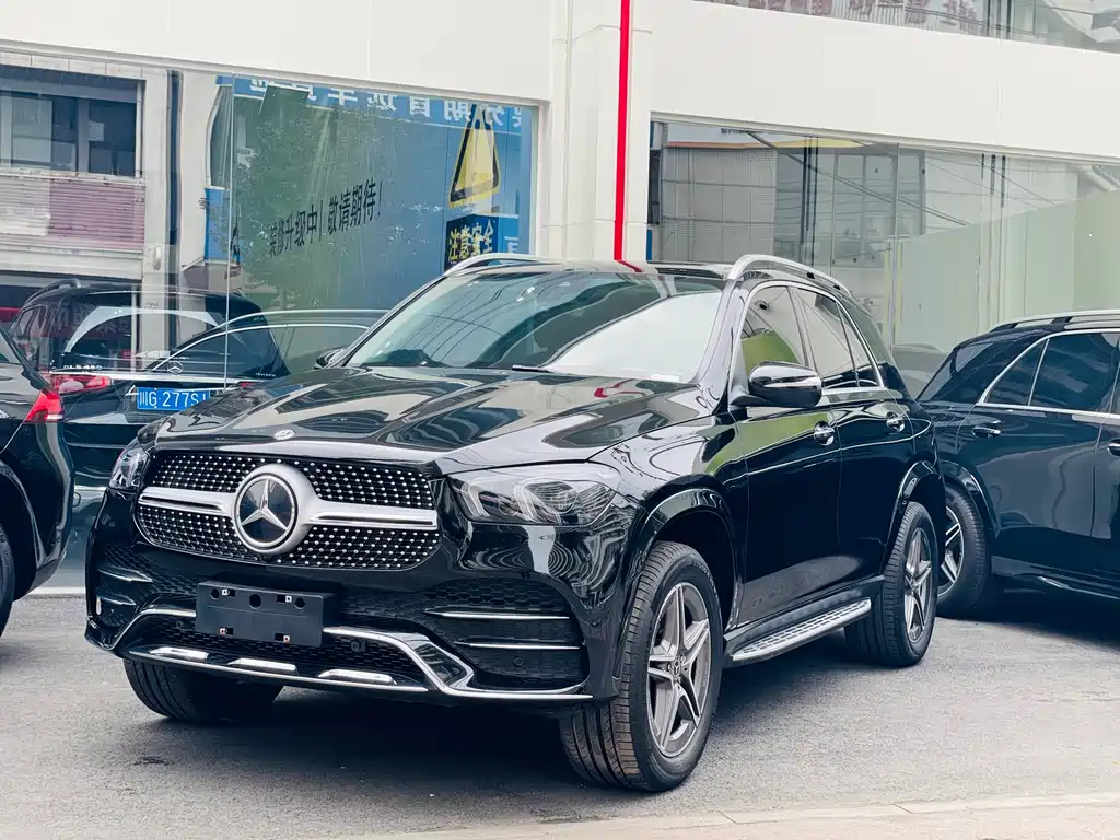Mercedes-Benz GLE 2023 — фото 1