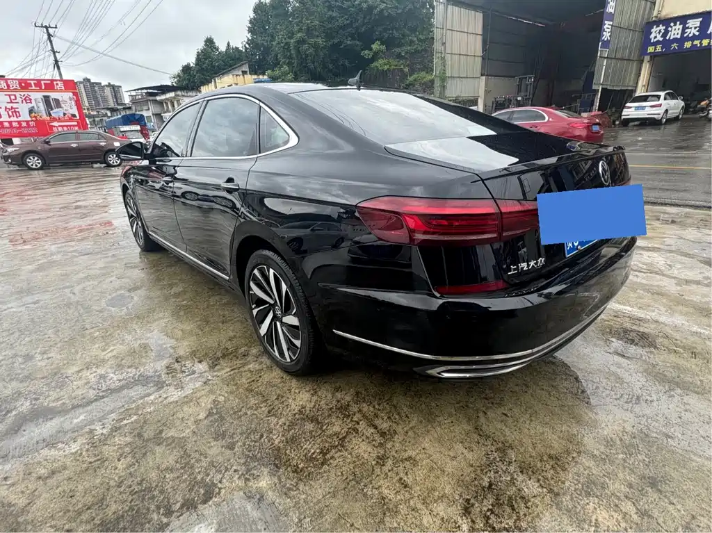 Volkswagen Passat 2023
