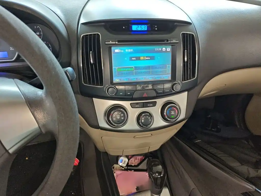 Hyundai Joyful 2014