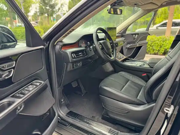 Lincoln Aviator 2024