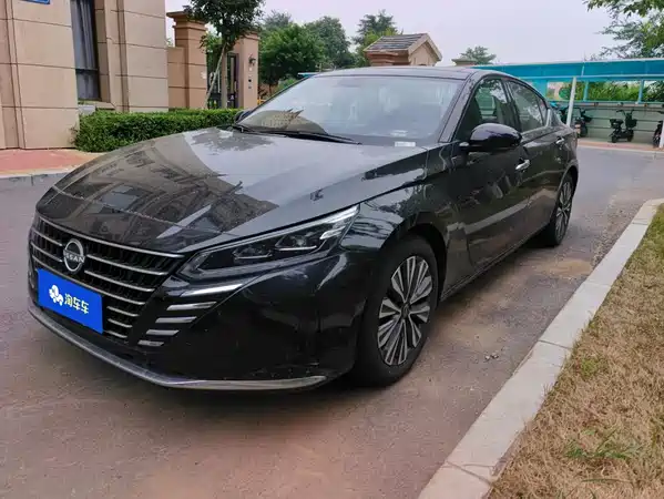 Nissan Teana 2026