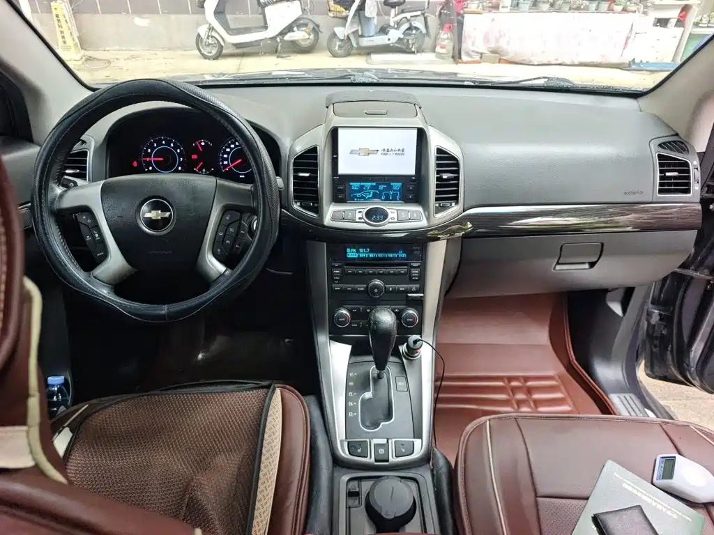 Chevrolet Captiva 2015 — фото 13