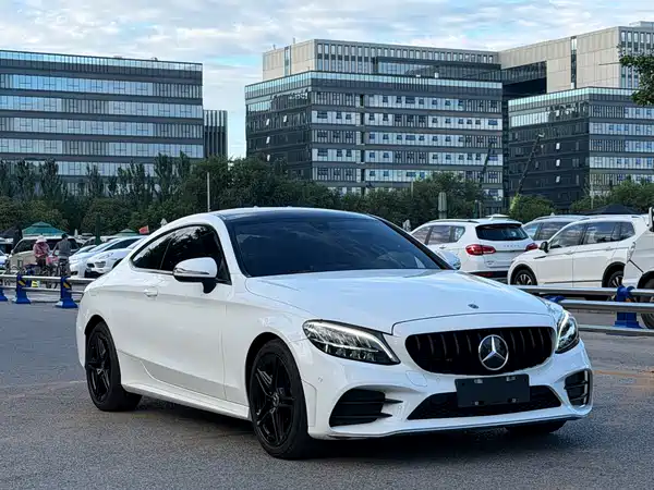 Mercedes-Benz C-Class 2021
