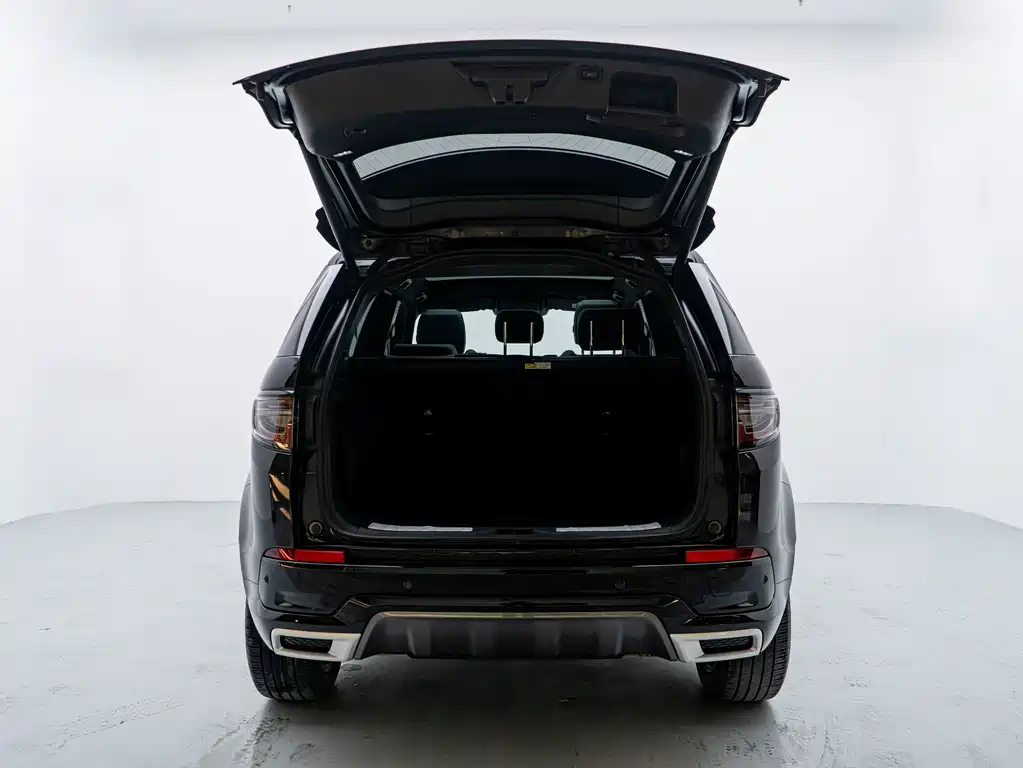 Land Rover Discovery Sport 2021 — фото 9