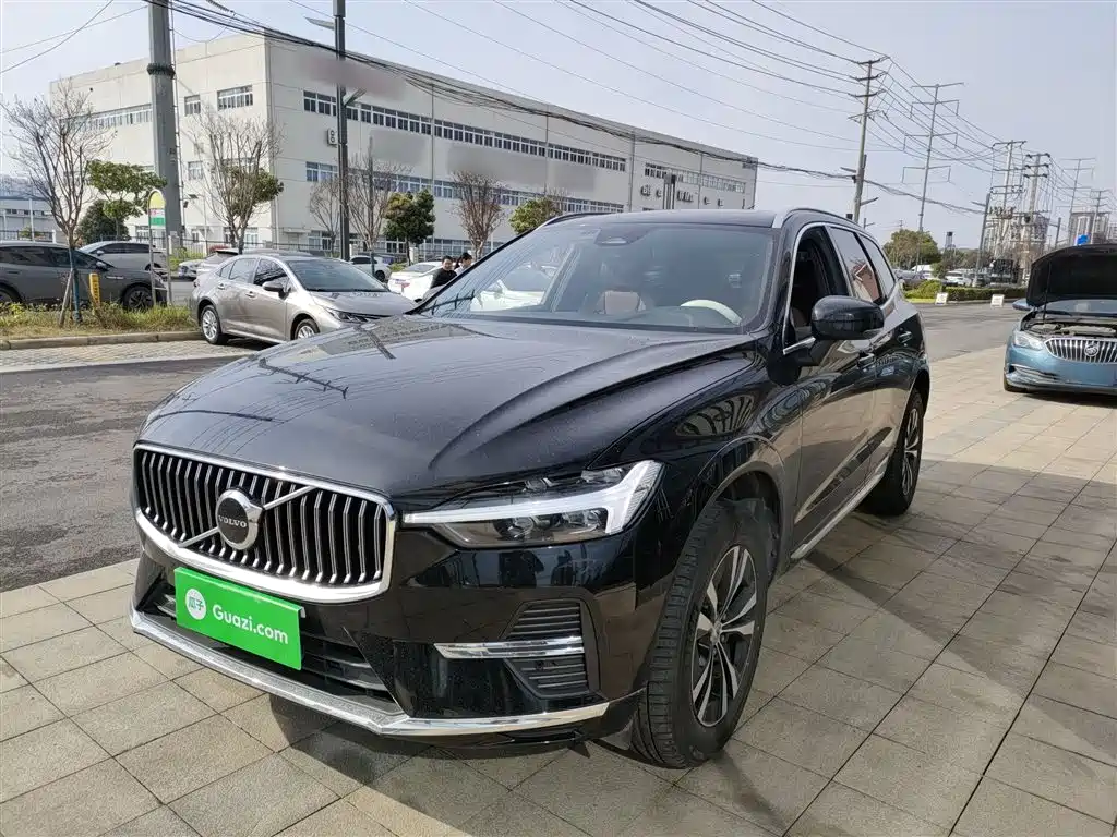 Volvo XC60 2025 — фото 2
