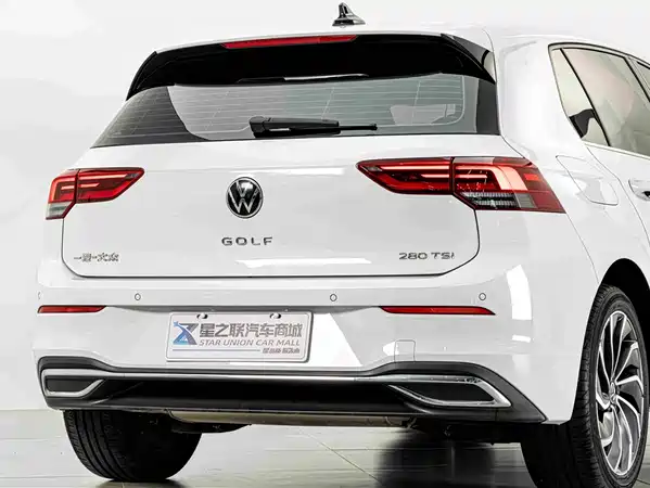 Volkswagen Golf 2021