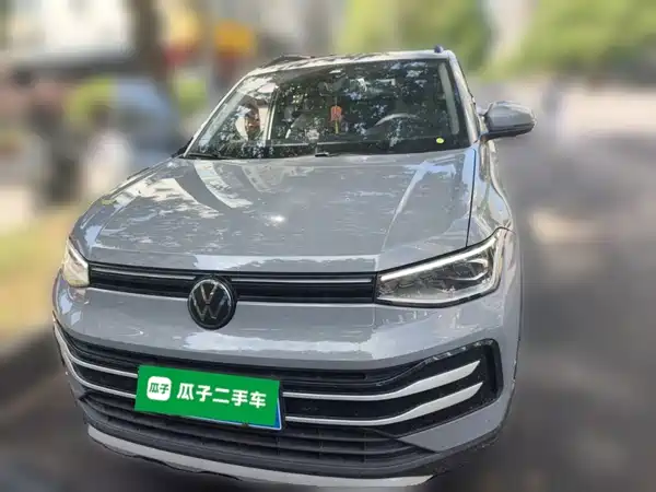 Volkswagen Tharu 2025