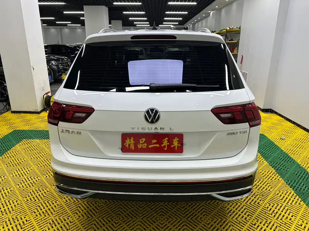 Volkswagen Tiguan L 2023
