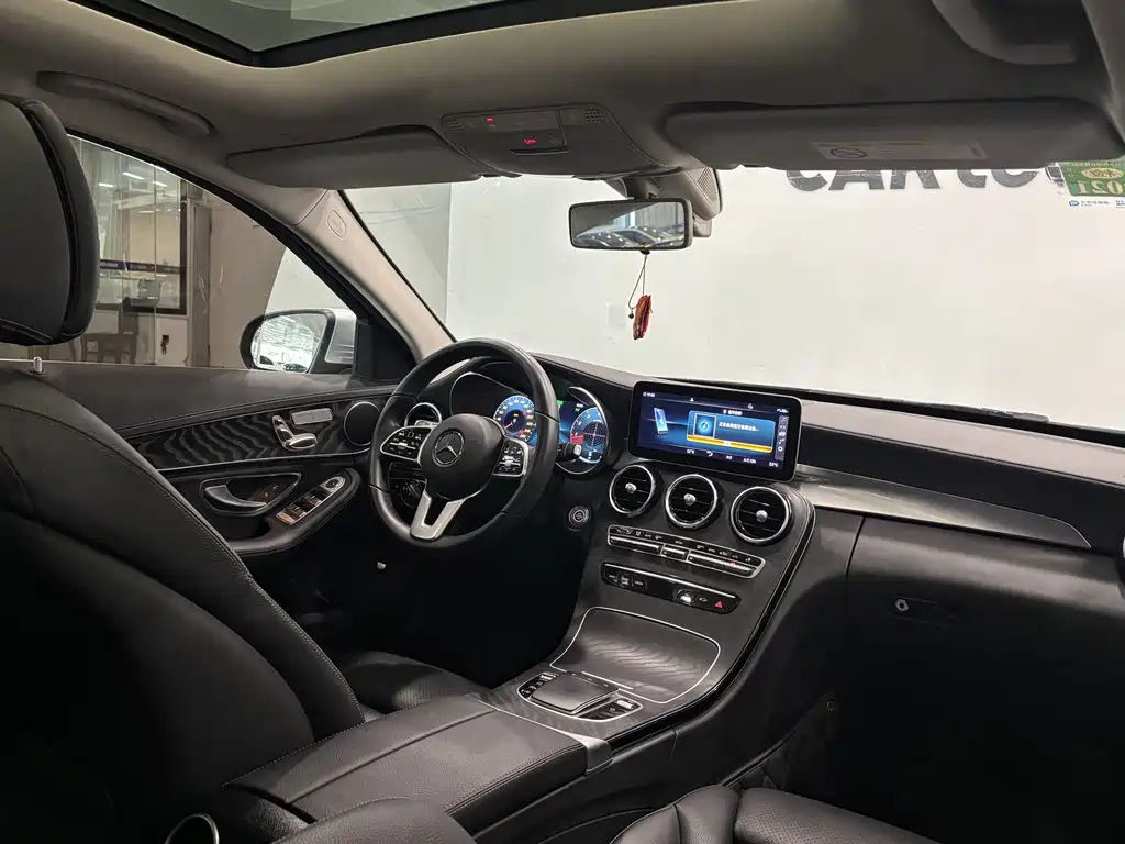 Mercedes-Benz C-Class 2019 — фото 8