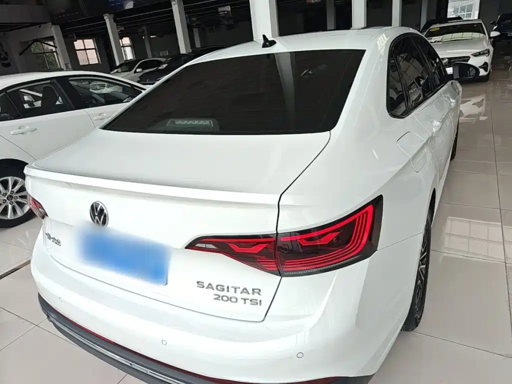 Volkswagen Sagitar 2025