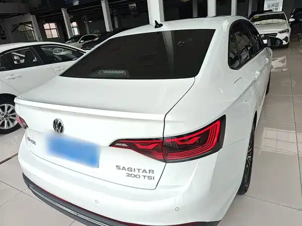 Volkswagen Sagitar 2025