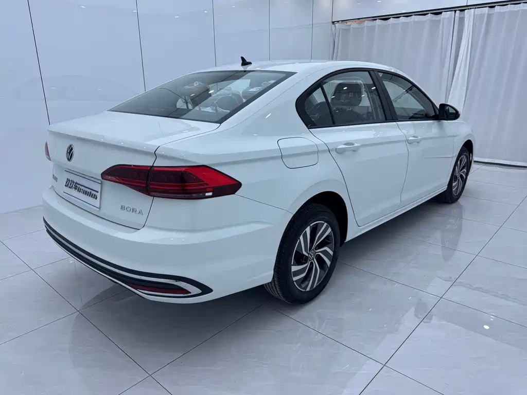 Volkswagen Bora 2025