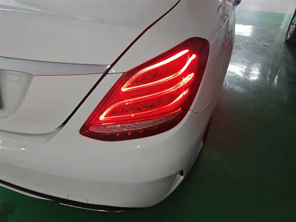 Mercedes-Benz C-Class 2016 — фото 24
